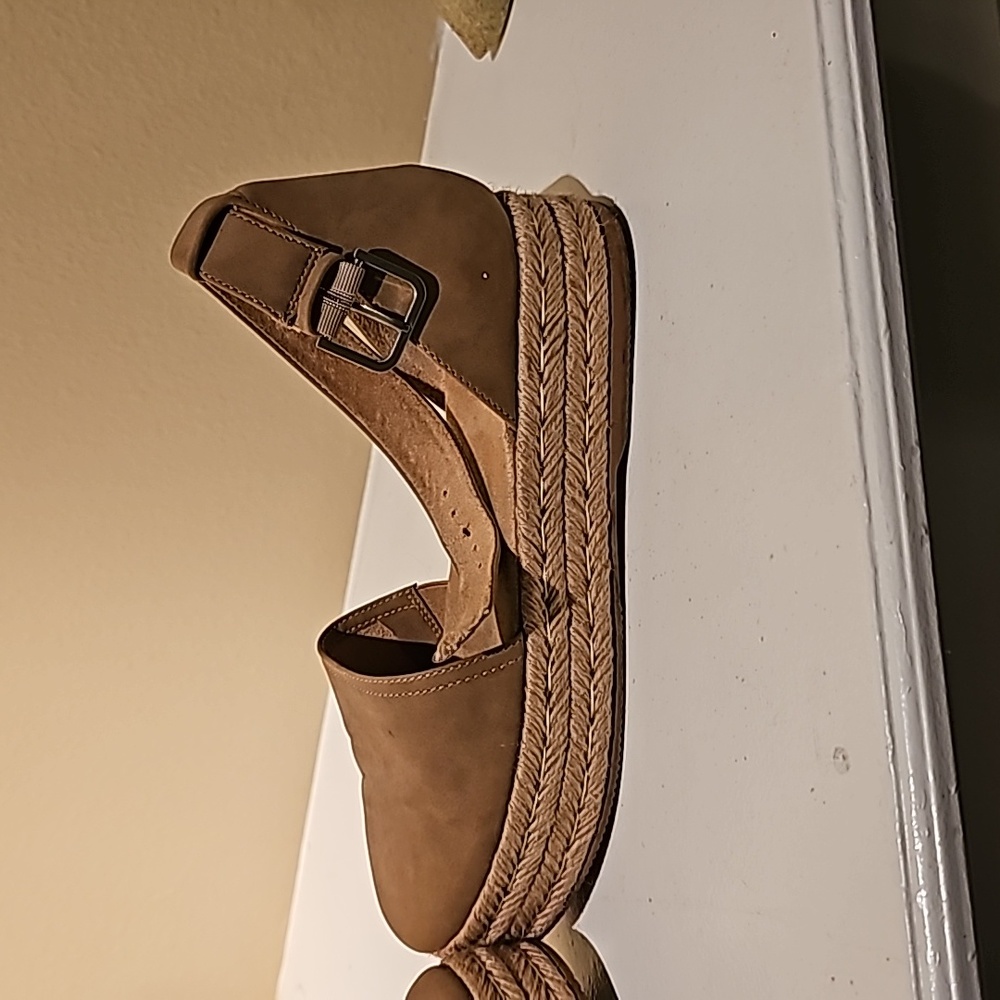 Espadrilles - Picture 8 of 9